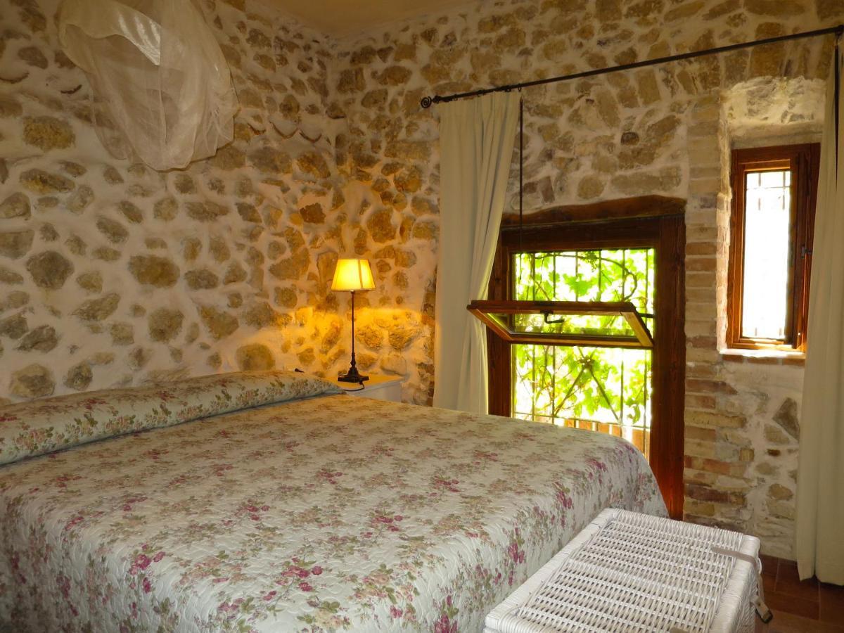 B&B Milleunapietra Romantic Guest House Ausonia 외부 사진
