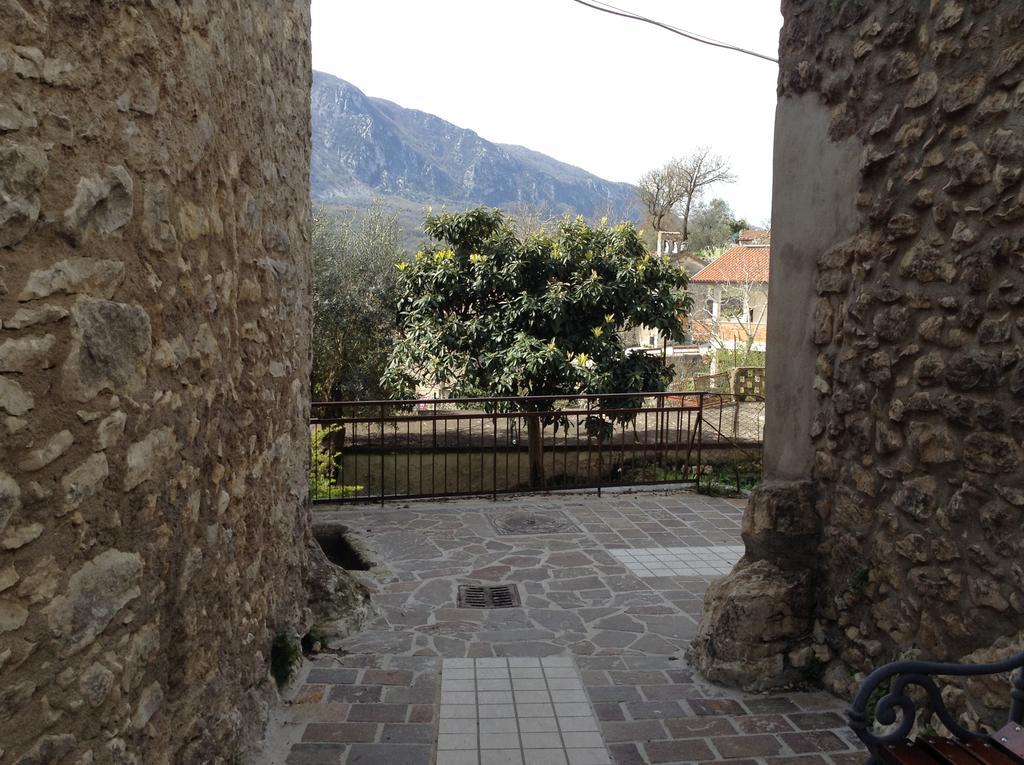 B&B Milleunapietra Romantic Guest House Ausonia 외부 사진